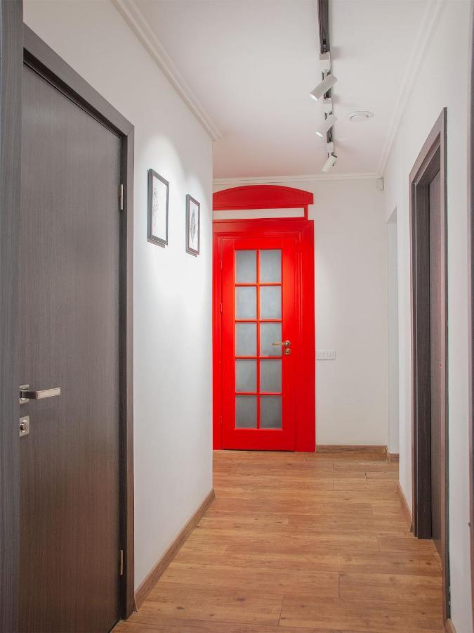 Monro Apartment Lviv Buitenkant foto
