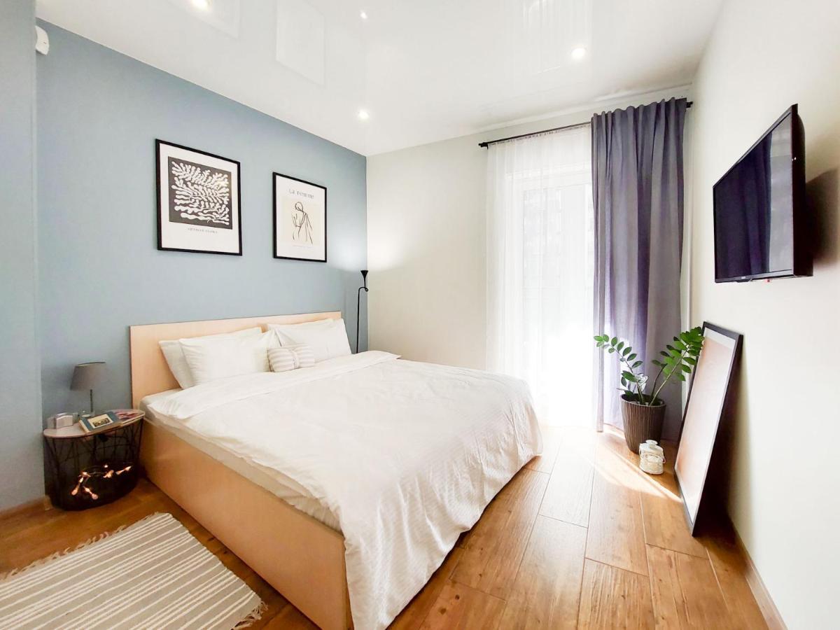 Monro Apartment Lviv Buitenkant foto